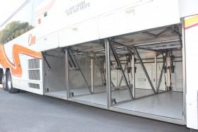 Prevost H3-45: Luggage Bays